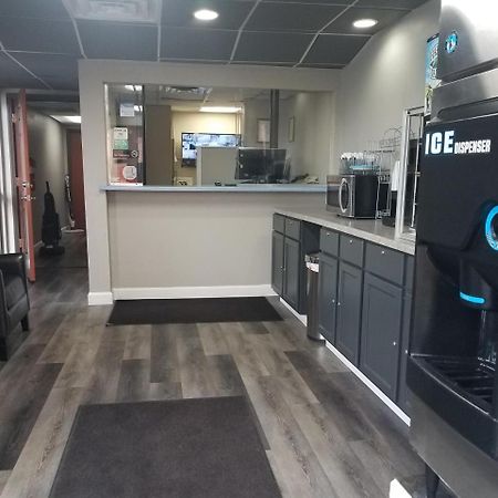 Americas Best Value Inn St. Louis Downtown Extérieur photo