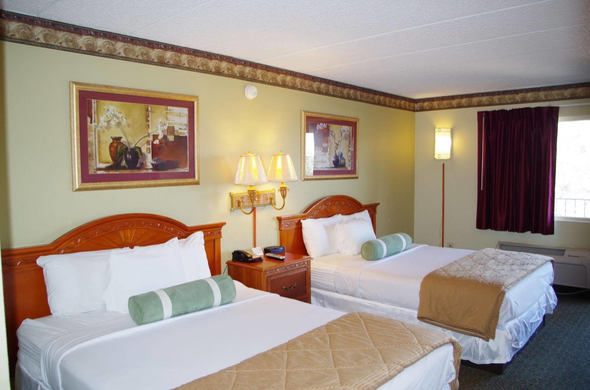 Americas Best Value Inn St. Louis Downtown Extérieur photo